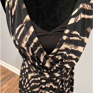 Sleeves tight waist brown tones dress🤎